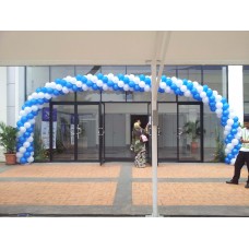 Outdoor 40ft balloon arch